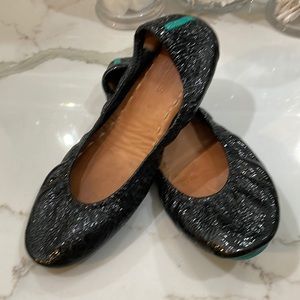 Tieks - Patent leather.